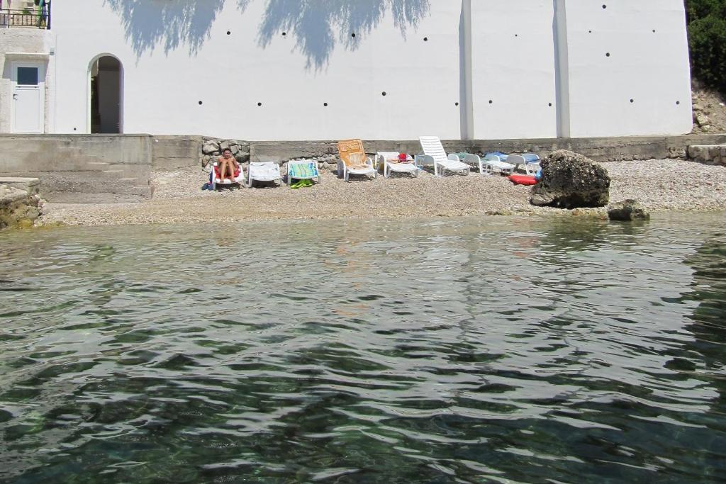Apartments and rooms with a swimming pool Brist, Makarska - 15620 photo 3