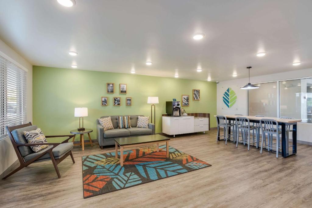 WoodSpring Suites Smyrna-La Vergne photo 3