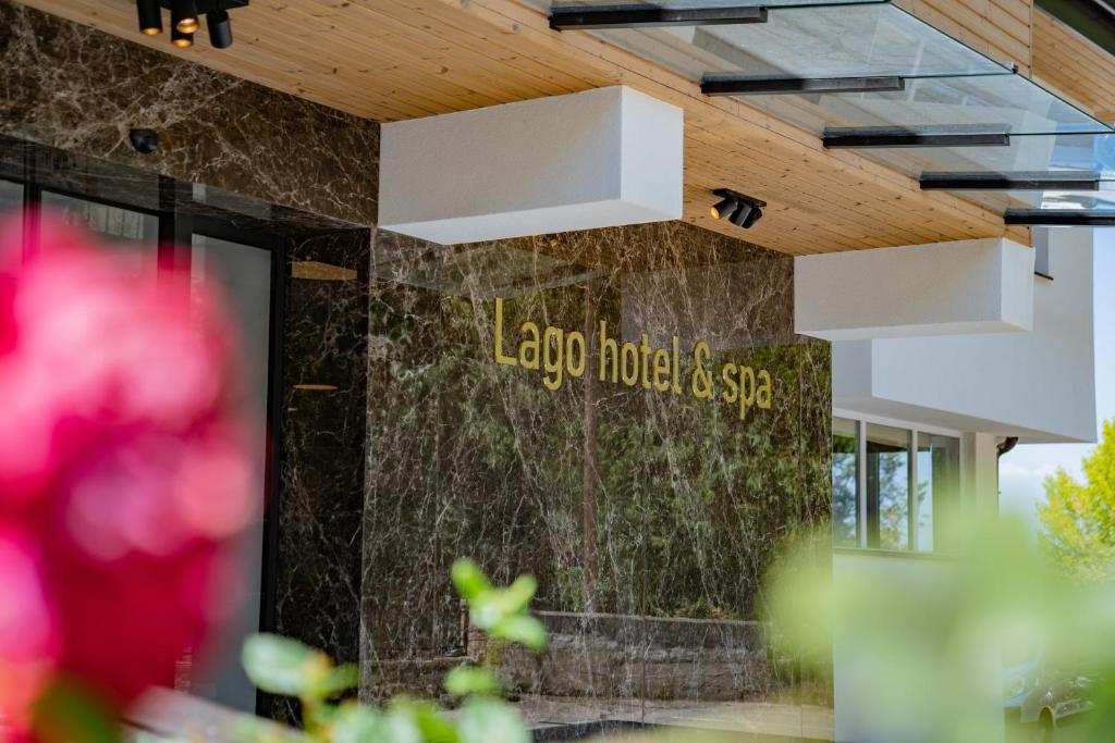Lago Hotel photo 3