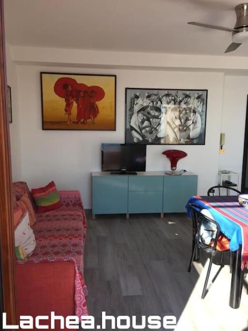 Lachea House appartamento sul mare dei Ciclopi photo 1