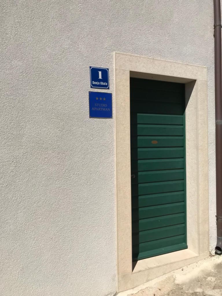 Studio Apartman LENESTA photo 1