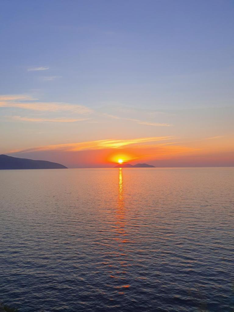 Deni Sea View Apartment photo 1