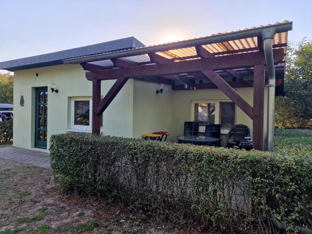 Bungalow in Canow photo 2
