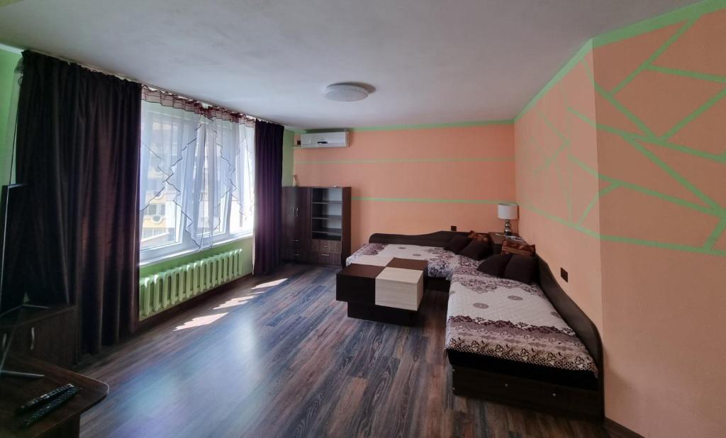 Apartment Lozenets, Sofia, Bulgaria - Tap to explore photos