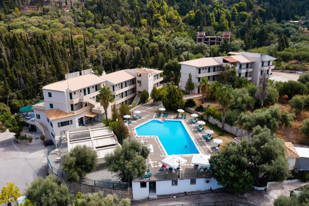Santa Marina Hotel photo 3