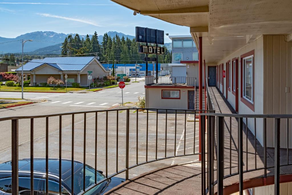 Riviera Inn photo 4