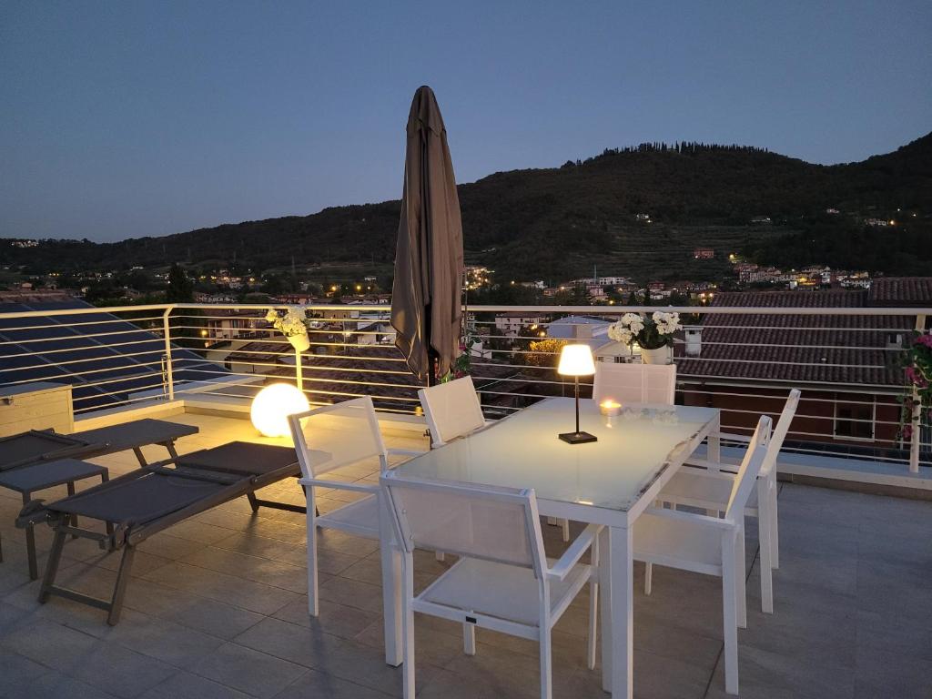 Garda view - Nuovo appartamento con solarium vista lago photo 4