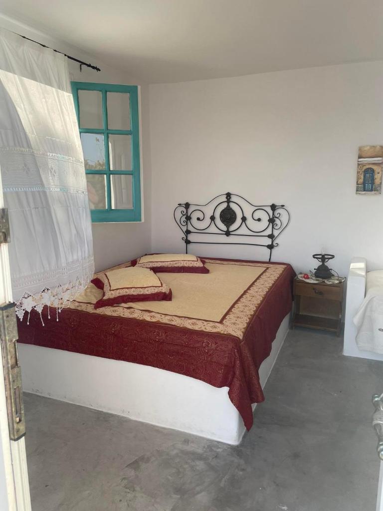Sweet home with two beds -one single room- with beautiful view! photo 1