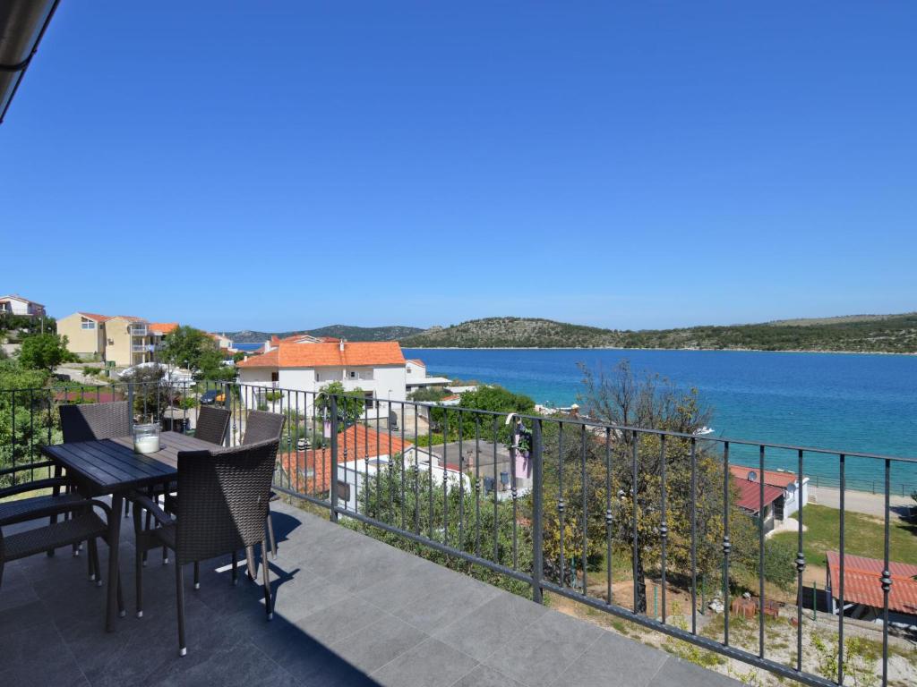 Apartment Lavanda-2 by Interhome