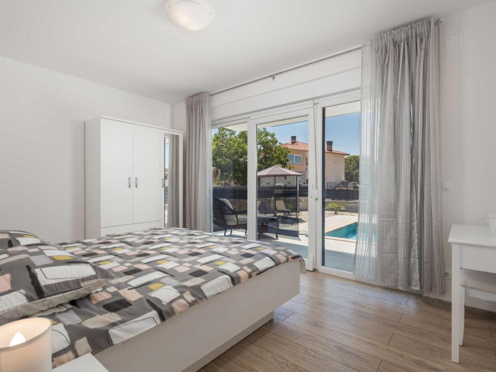Holiday Home Villa Palma - KRK148 by Interhome photo 4