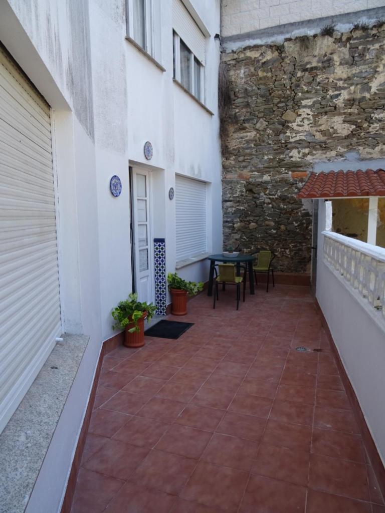 Piso en centro urbano de Puentedeume con terraza photo 1