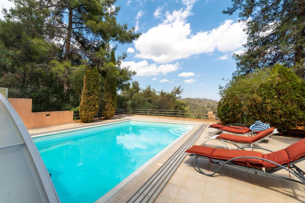 Villa Hillcrest Panorama by Ezoria Villas photo 1