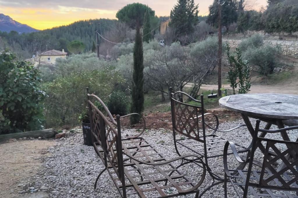 Villa CIGALONS en pleine pinède avec PISCINE chauffée de mai à septembre photo 2