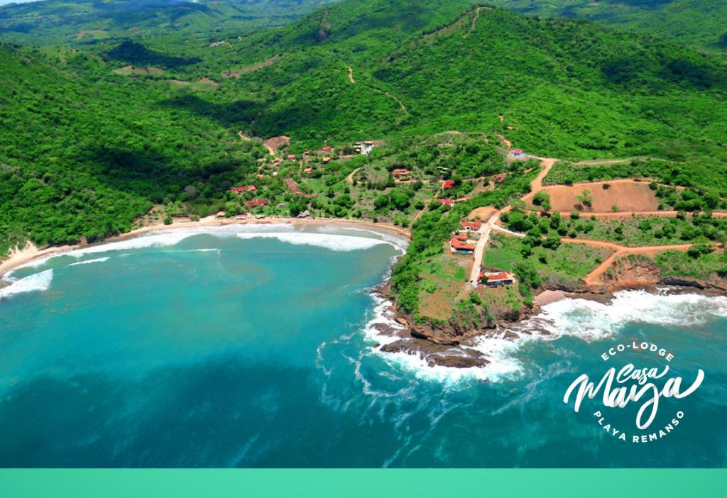 Casa Maya Private rooms seconds away from the beach, 200mbps