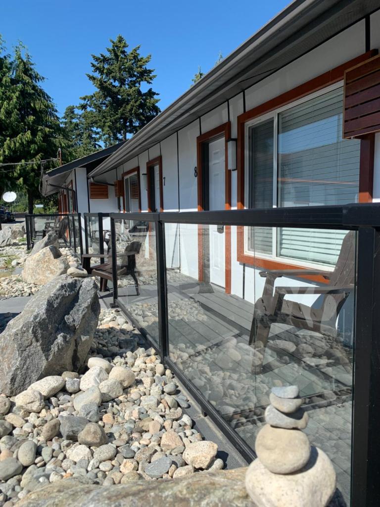 Oceanside Villas photo 2