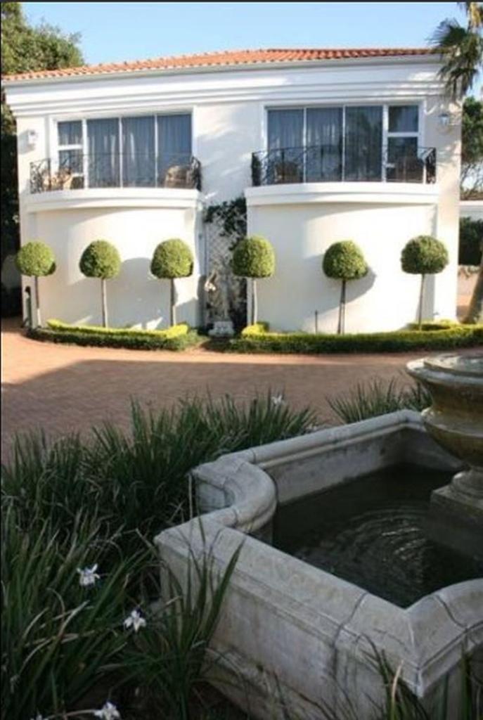 Luxury Beach Apartments photo 2