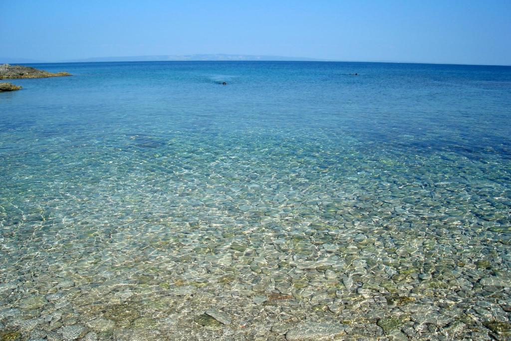 Family friendly apartments with a swimming pool Sisan, Medulin - 7243 photo 4