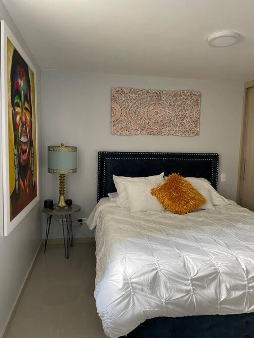 New Lovely 3 bedroom condo with an AWESOME view! photo 3