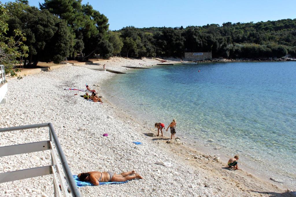 Apartments for families with children Banjole, Pula - 2258 photo 4
