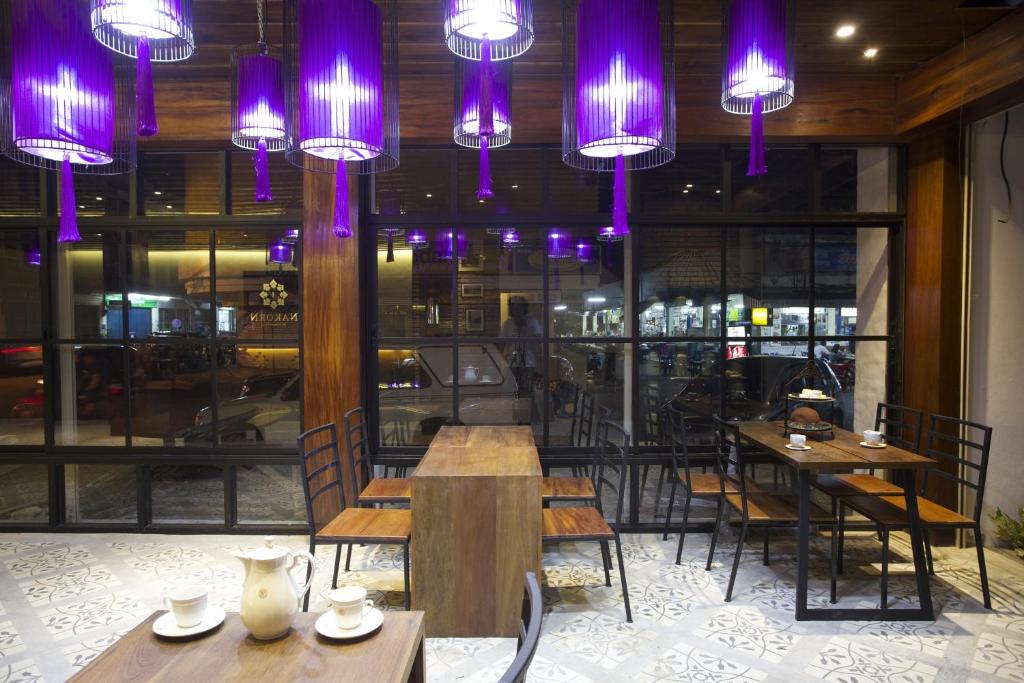 Nakorn De Sukhothai Hip Hotel photo 4