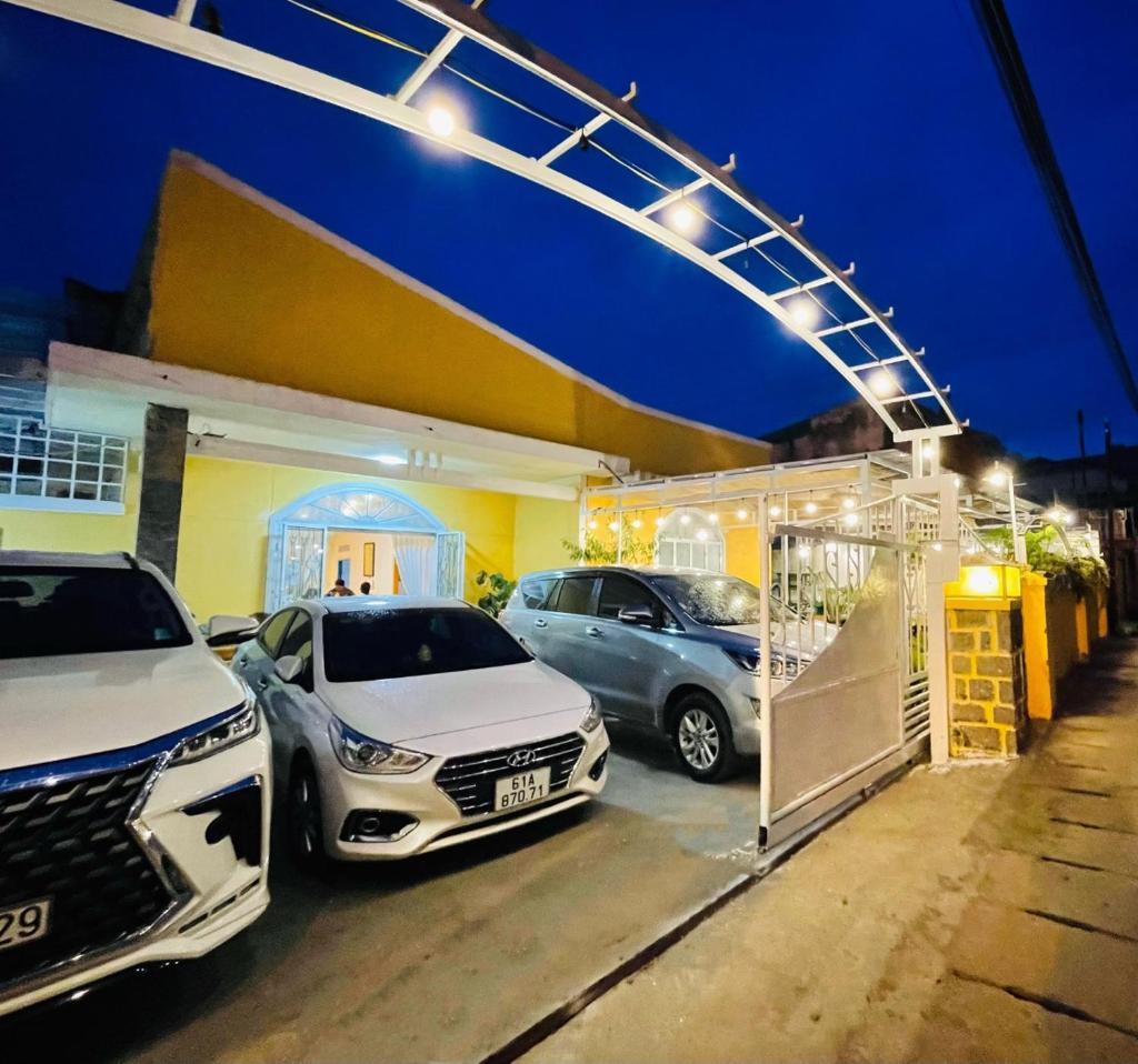 Flowersandrocks Villa