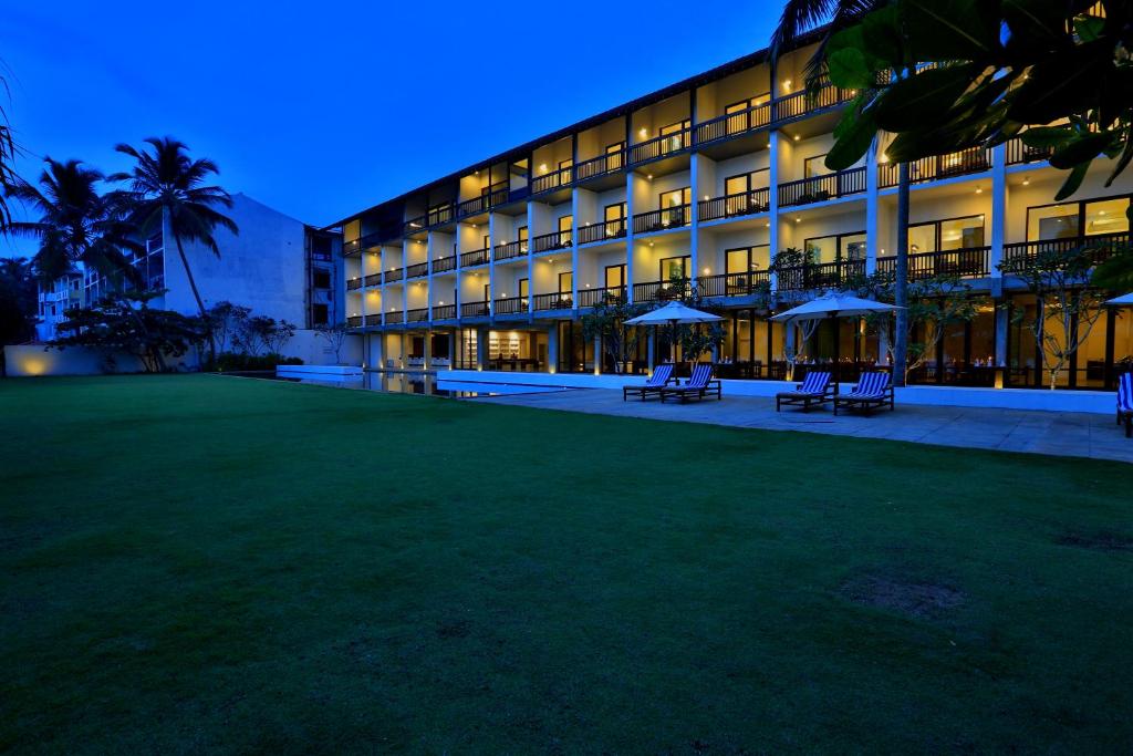 Temple Tree Resort & Spa photo 1