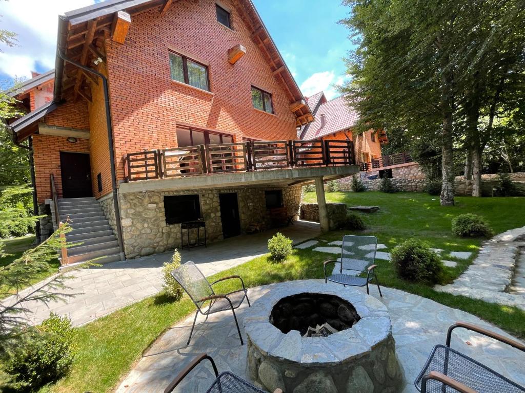 Sky Villa Brezovice photo 1