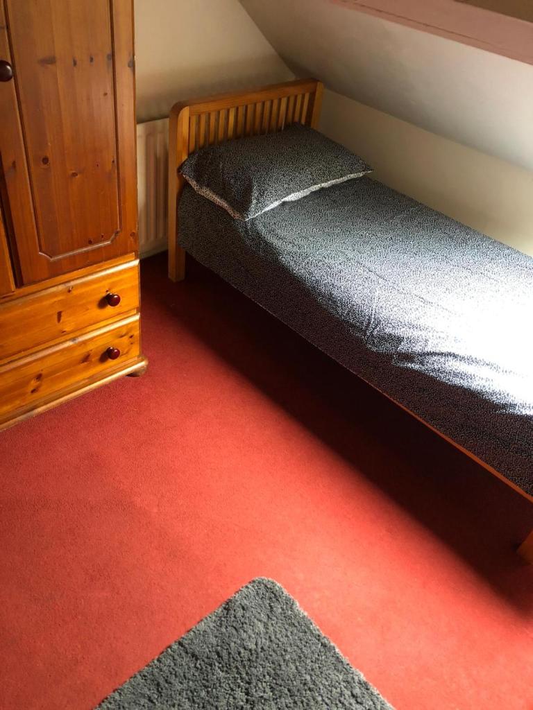 5/6 Bed House Barnsley Centre photo 4
