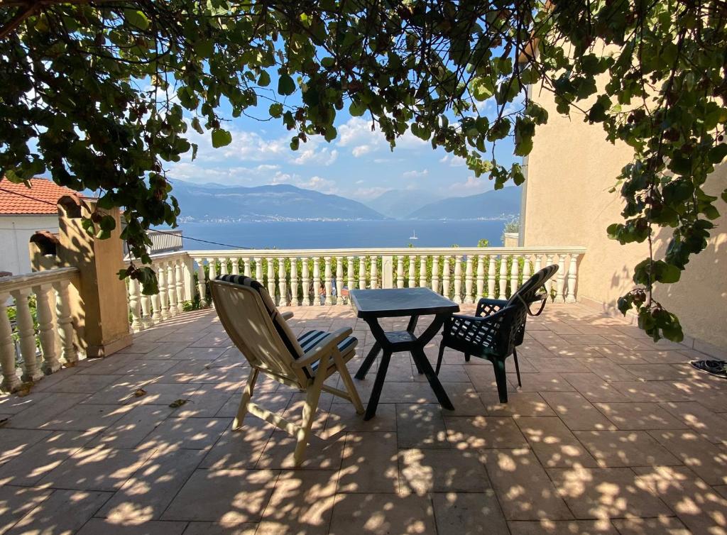 Villa Miran Boka Bay photo 1