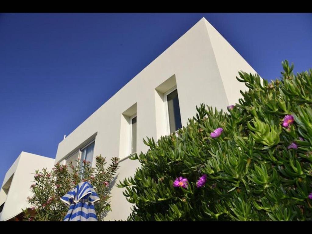 One bedroom villa with private seawater pool Just 150 meters from the sea - Tap to explore photos