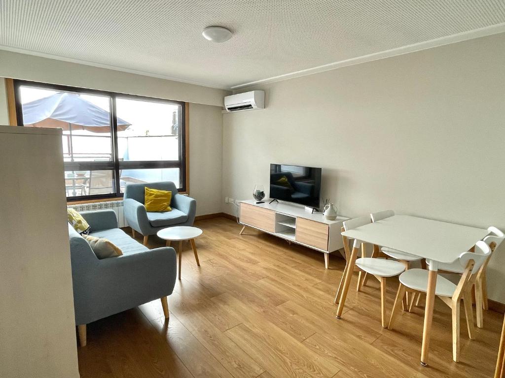 Estudio céntrico 1 con terraza y parking privado photo 2