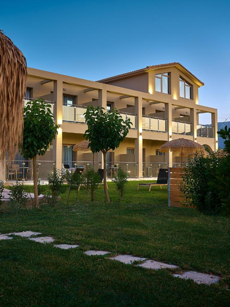 Grapevines Hotel photo 2
