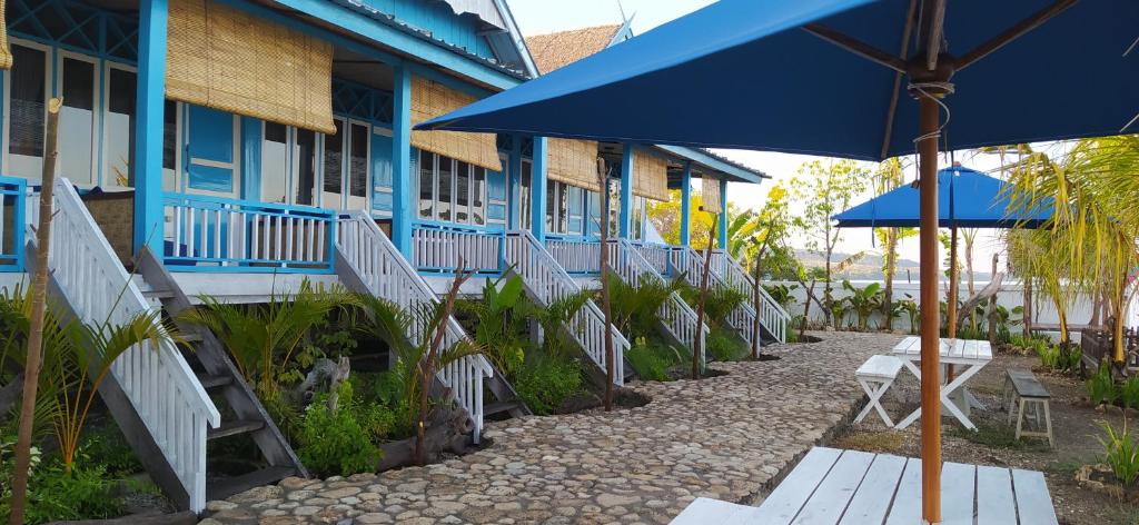 Moyo Island Resort photo 1