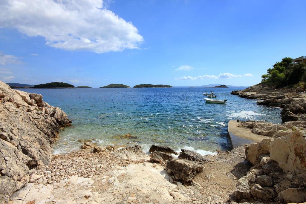 Apartments by the sea Prizba, Korcula - 9229 photo 3