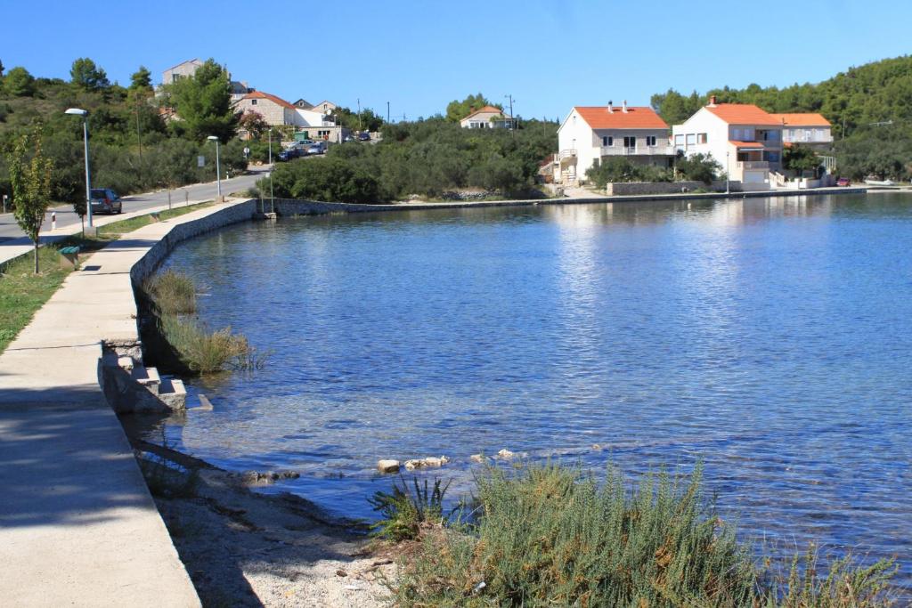 Seaside apartments with a swimming pool Lumbarda, Korcula - 4385 photo 3