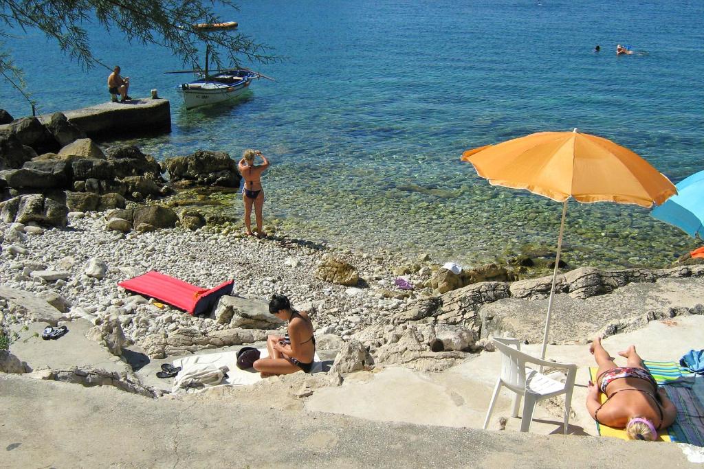 Apartments by the sea Prizba, Korcula - 4484 photo 3