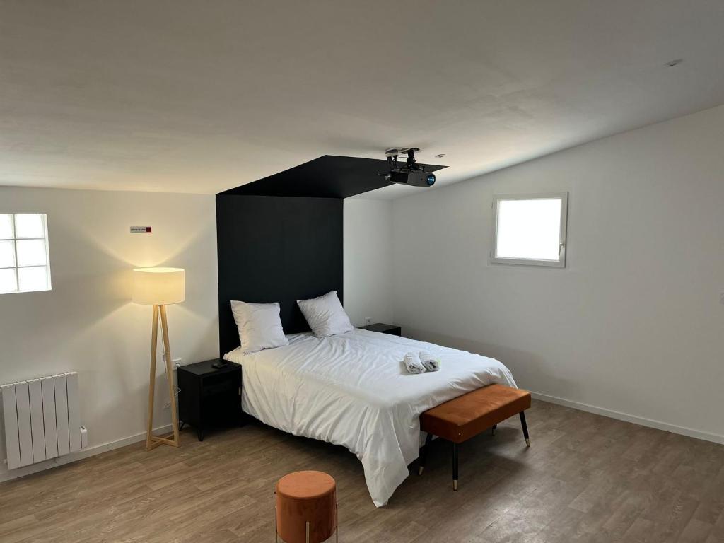 NG SuiteHome - Queven - Balnéo - Netflix - Wifi photo 2