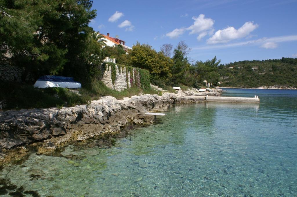 Apartments by the sea Lumbarda, Korcula - 17249 photo 2