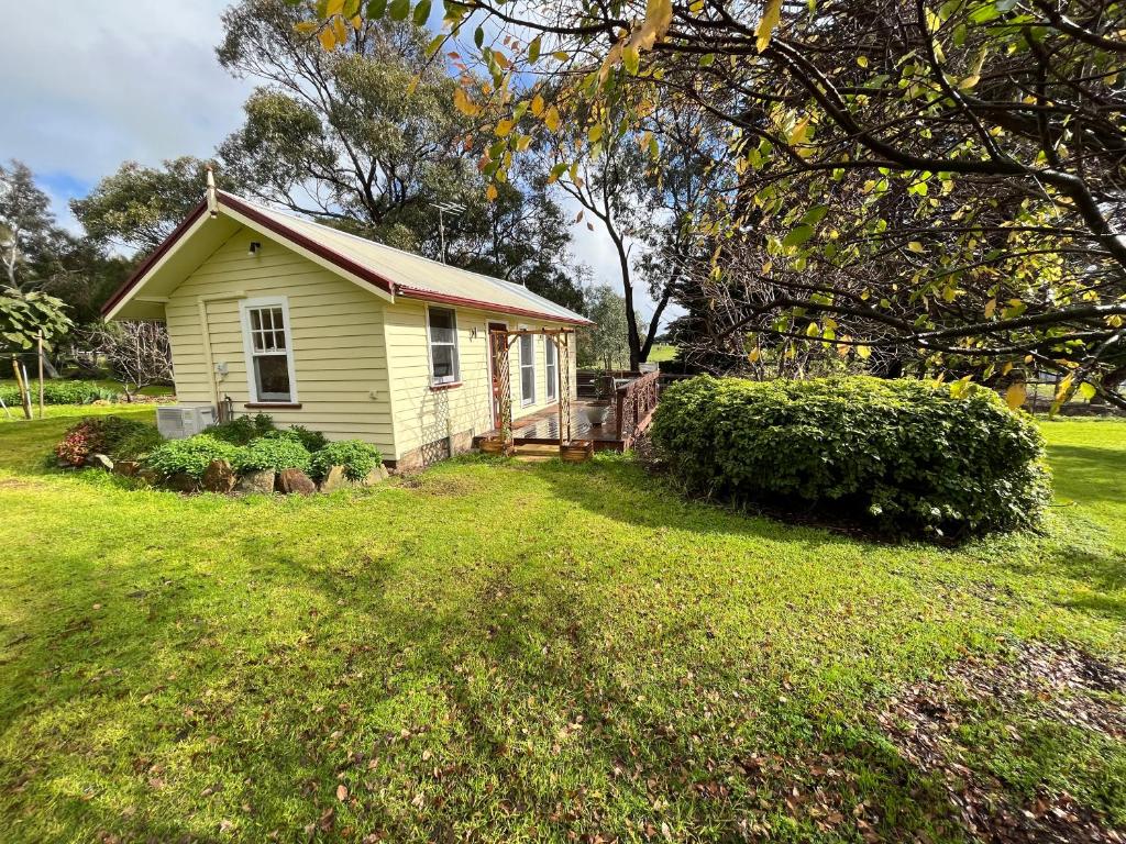 The Dairy Cottage - Lake Lorne - Drysdale photo 1