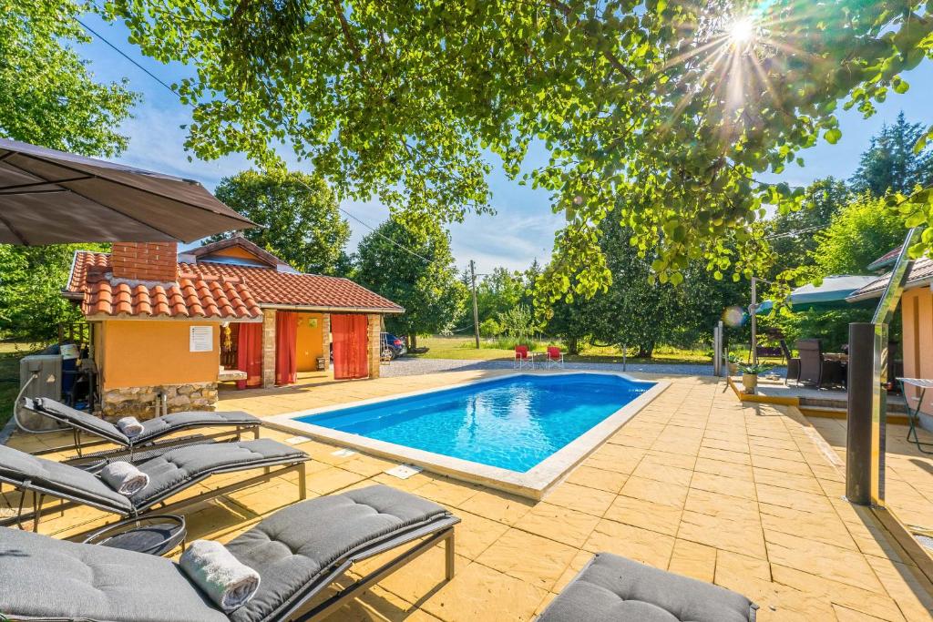 Villa Suzana's Nature Hideout photo 2