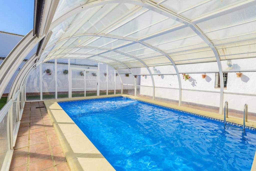 10 bedrooms villa with indoor pool furnished terrace and wifi at Rivero de Posadas