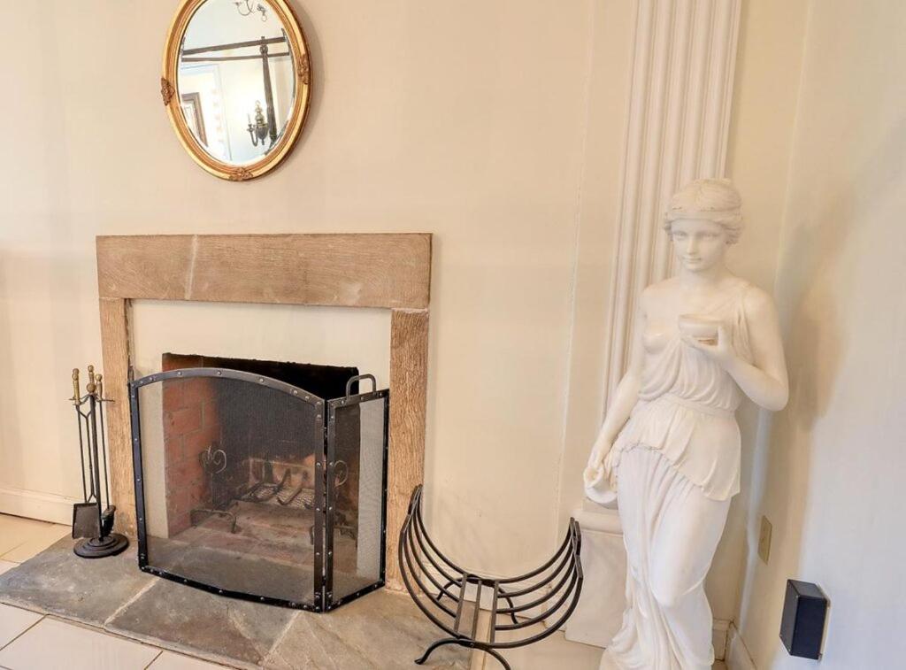 Wedmore Place photo 3