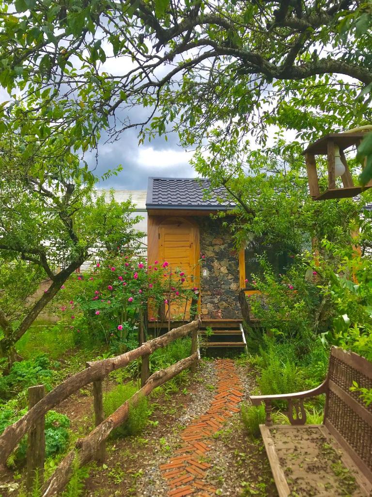 Plum Hill - Moc Chau