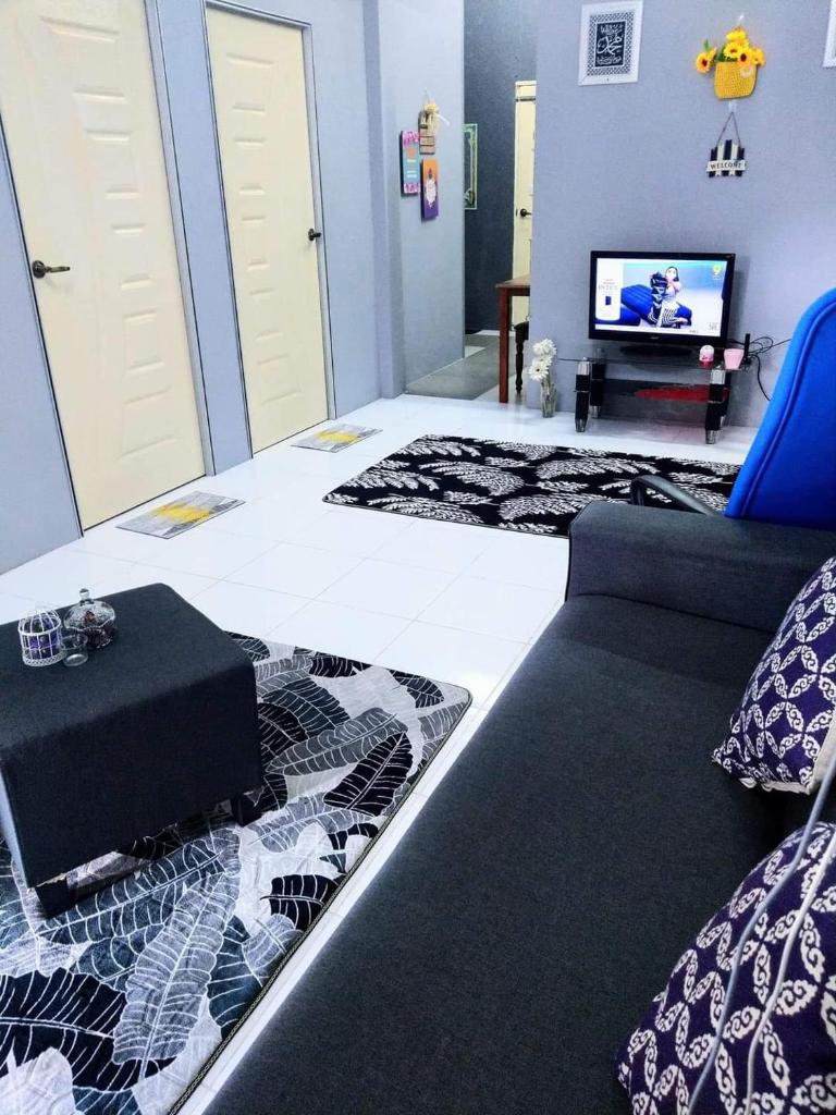 Azie Homestay photo 3