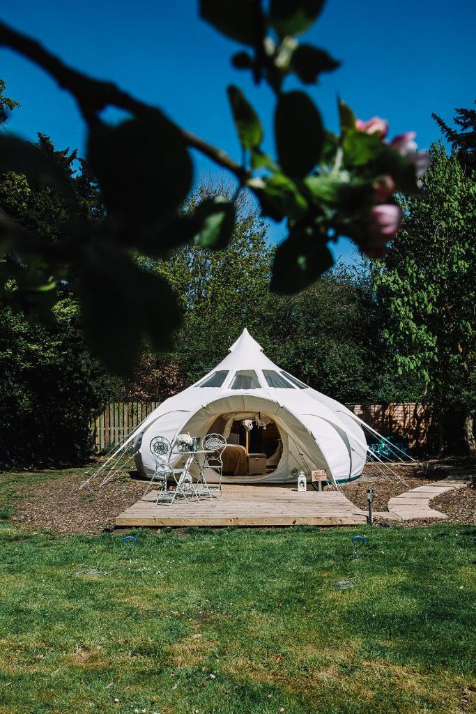 Appleblossom Yurt