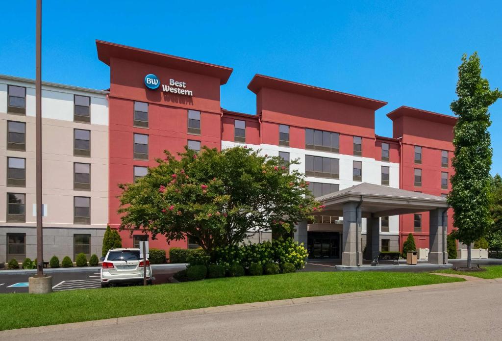 Best Western Suites Near Opryland image