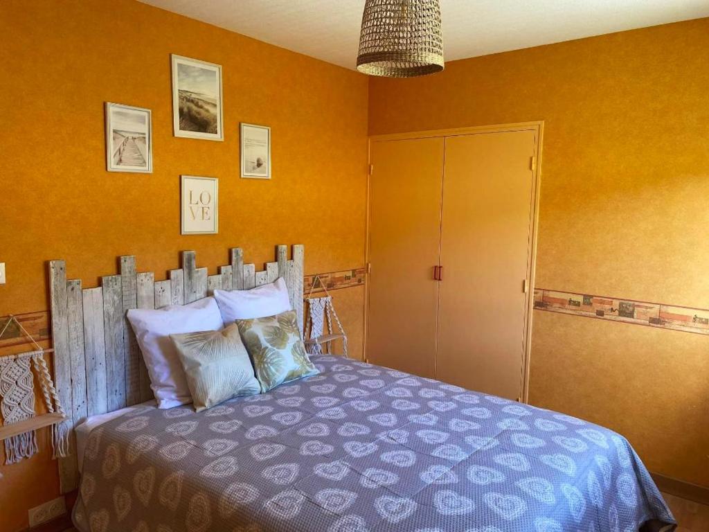 Maison de 4 chambres avec vue sur la mer jardin clos et wifi a Plouguerneau a 1 km de la plage photo 2