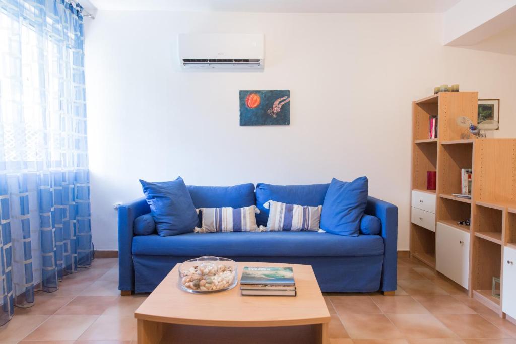 AGIAZI Poros Summer House photo 3