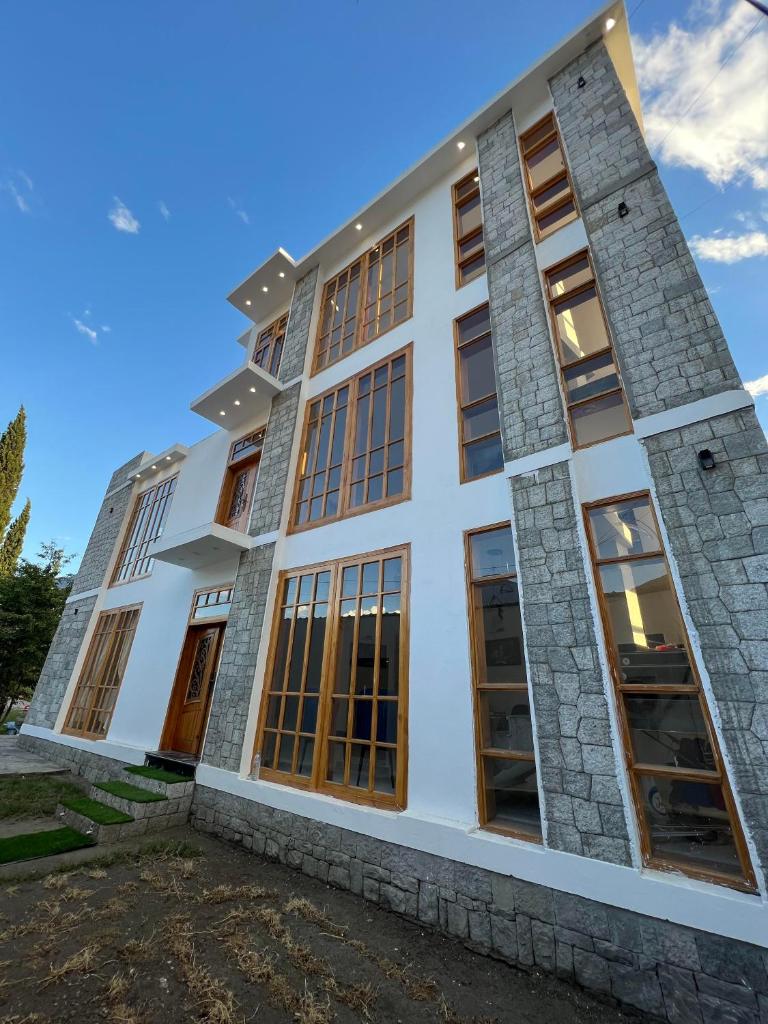 ISLE OF HIGHLAND TOURS Guest House photo 1