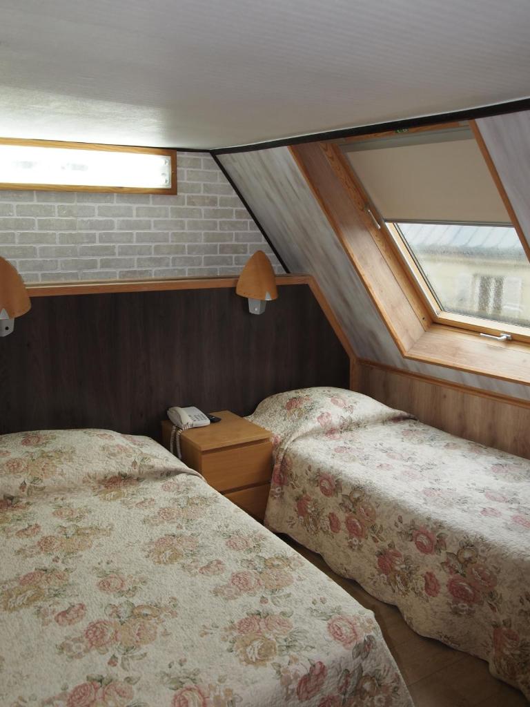 Трехместный (Трехместный номер с видом на улицу), Hotel Fiat
